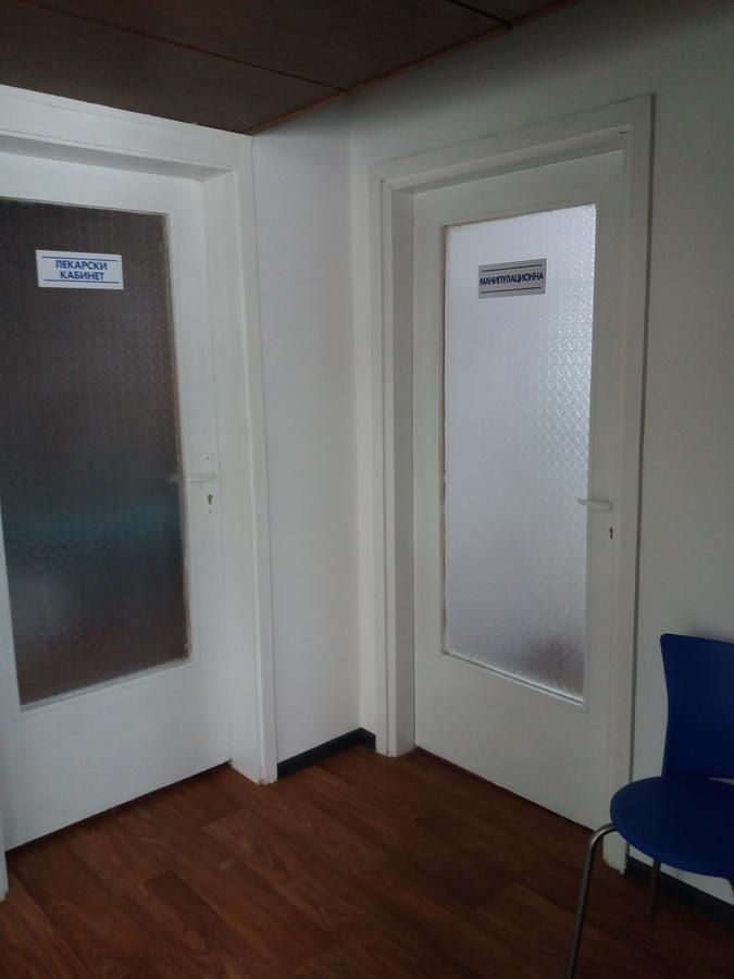 Hotel Stroitel Hisarya Luaran gambar